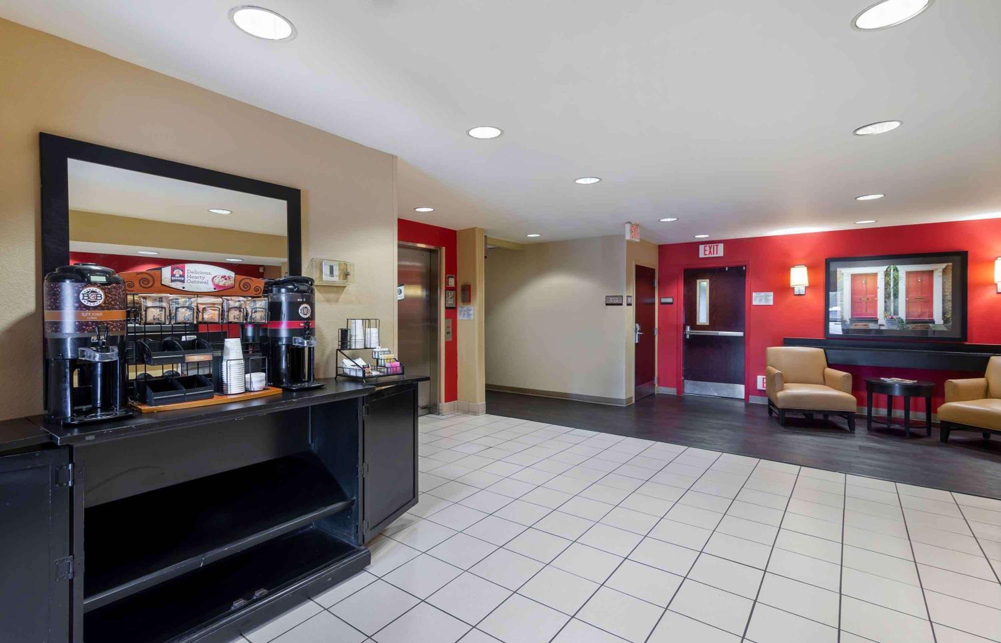 Suburban Studios Columbus Bradley Park Kültér fotó
